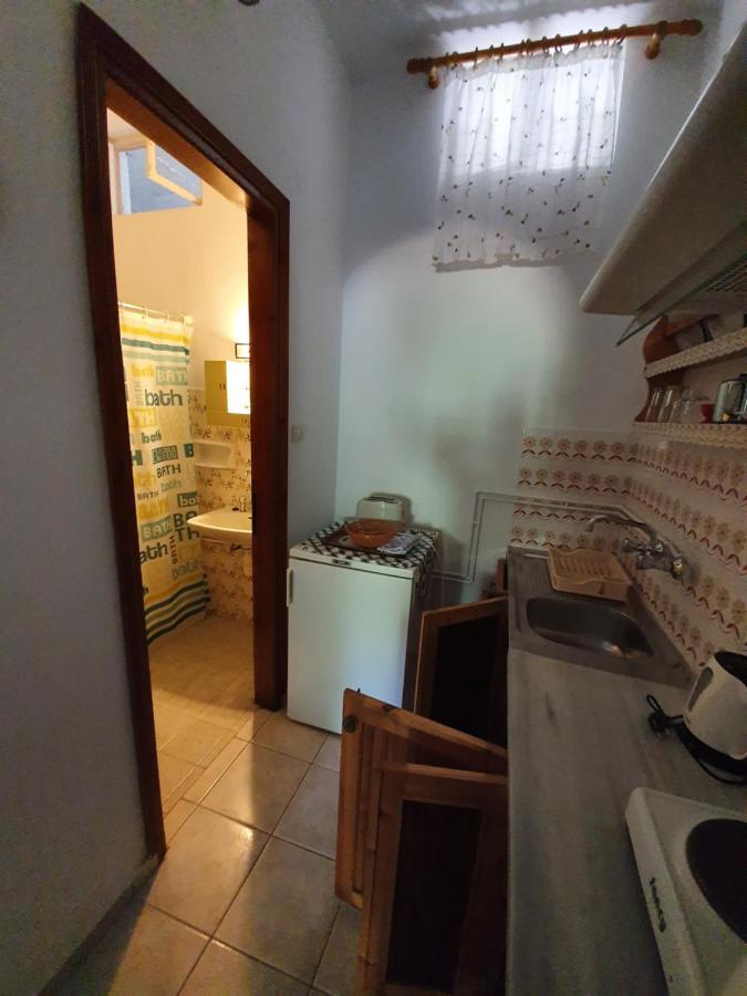 Dionisos Studios And Apts Skiathos Кукунаріес Екстер'єр фото