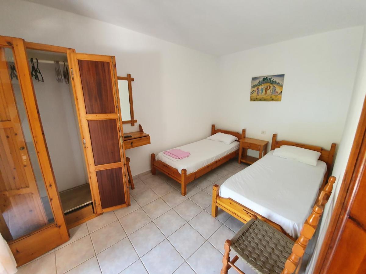 Dionisos Studios And Apts Skiathos Кукунаріес Екстер'єр фото