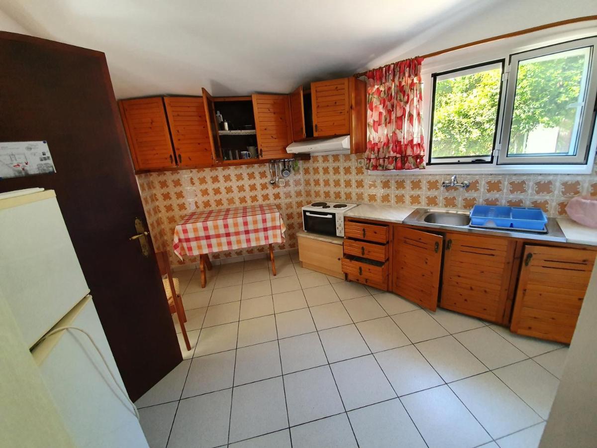 Dionisos Studios And Apts Skiathos Кукунаріес Екстер'єр фото